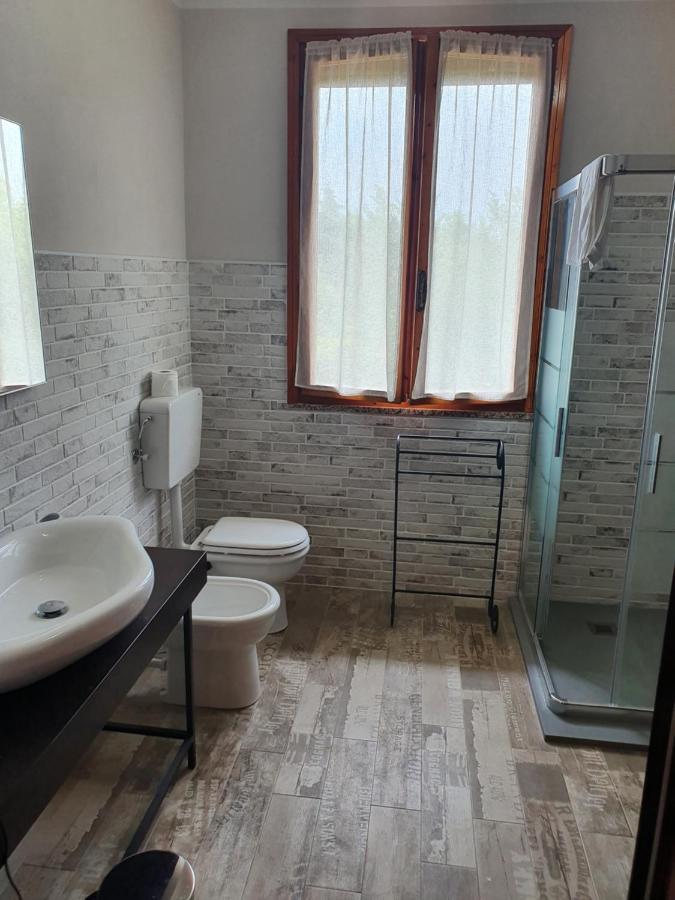 Villa Ferrari Oriella Solignano Nuovo Bagian luar foto