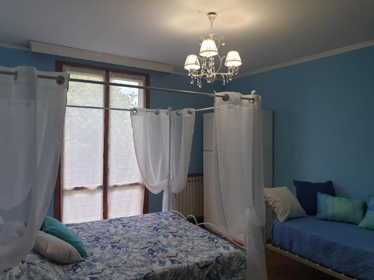 Villa Ferrari Oriella Solignano Nuovo Bagian luar foto